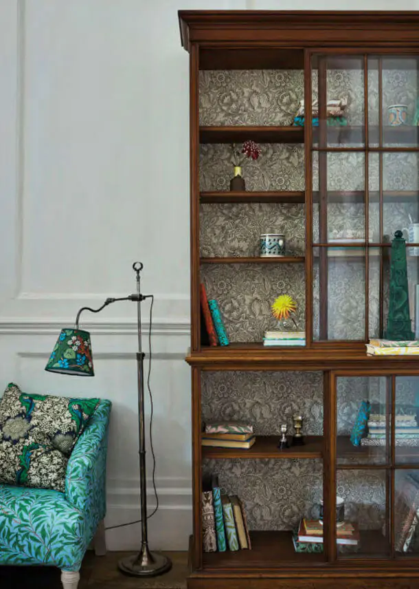 Poppy Wallpaper Queens Square Morris And Co