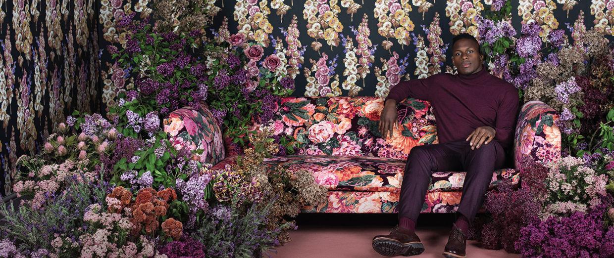 A Guide To Choosing the Best Floral Wallpaper