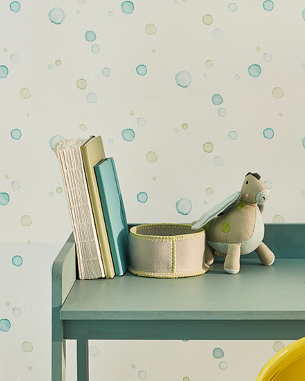 Bubbles wallpaper by Frann Preston‑Gannon for Villa Nova