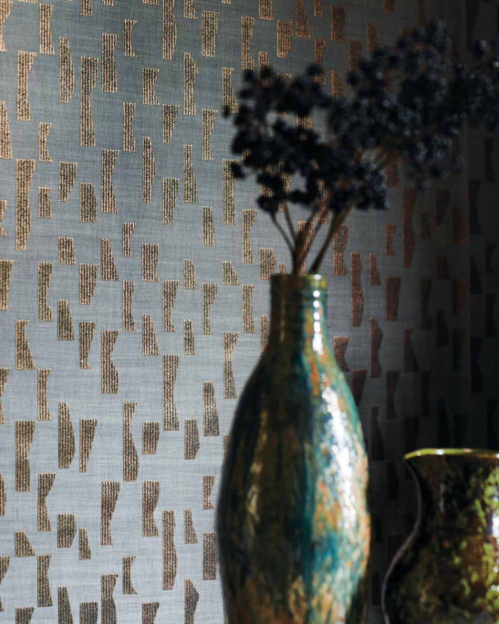 Black Edition (Romo) Mysa textured wallcovering in copper with abstract beaded dashes (W946/03)