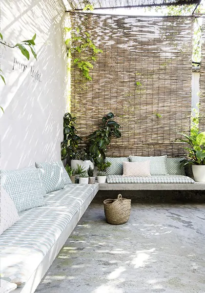 outdoor-seating-fabrics